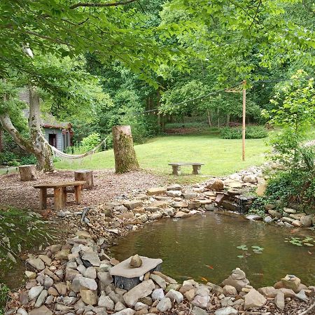 Laughing Heart Lodge Hot Springs Exterior photo